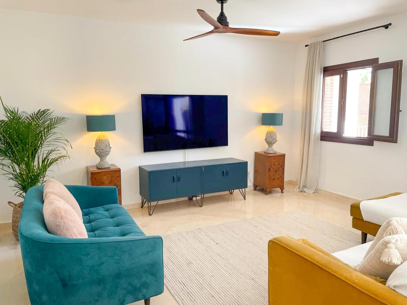 Elegant 3br Golden Mile Retreat Villa Marbella